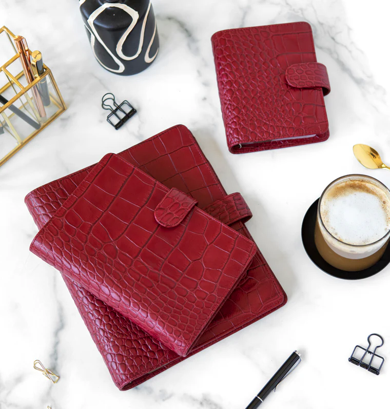 Classic Croc Personal Leather Organizer - Image 11